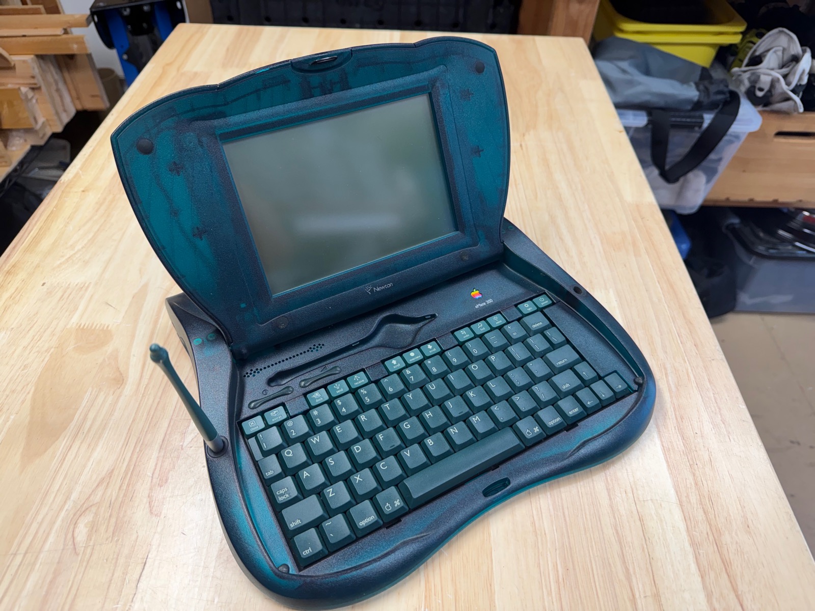 Apple eMate 300